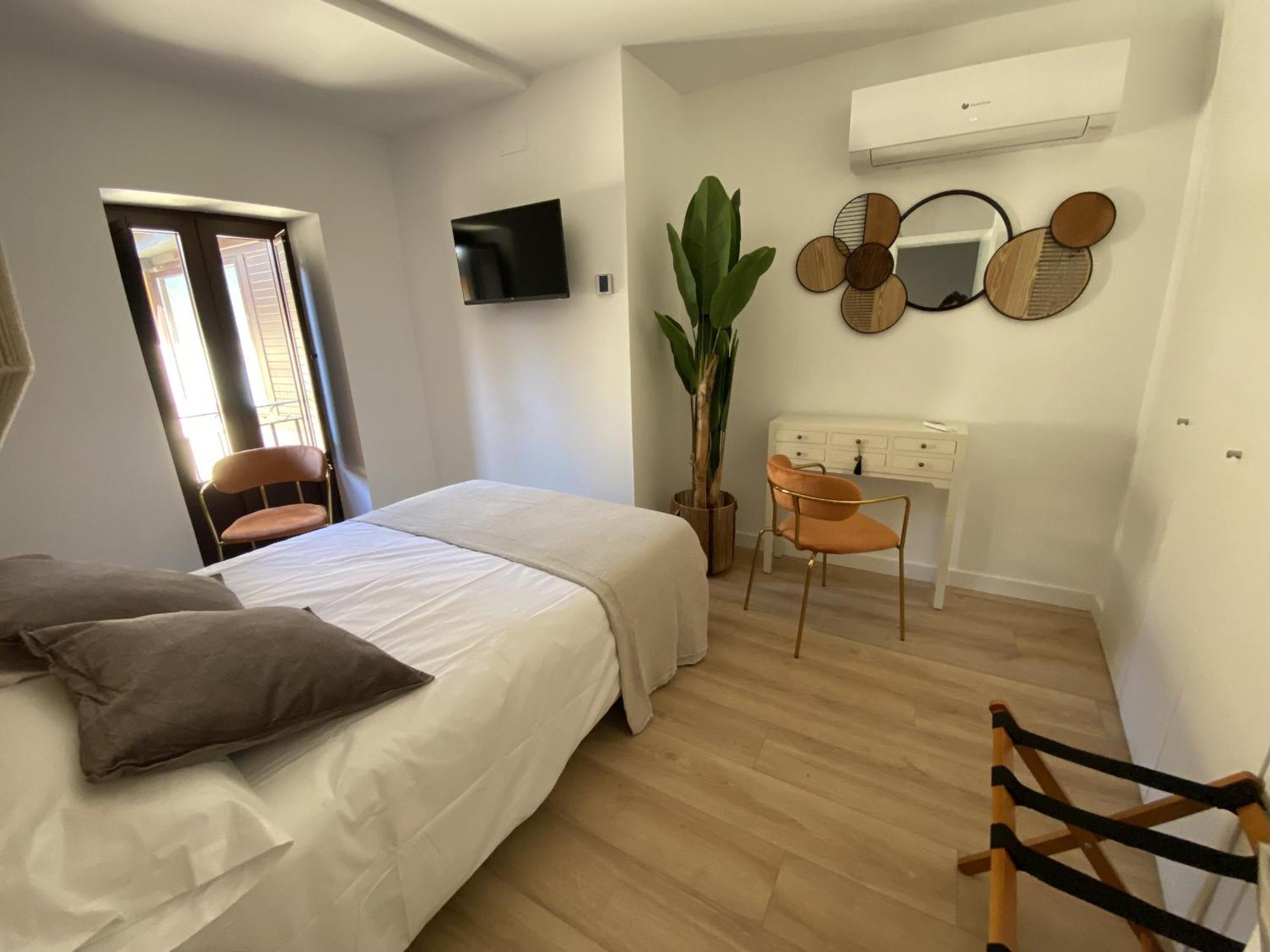 Apartamentos Penalara Segovia Exterior photo